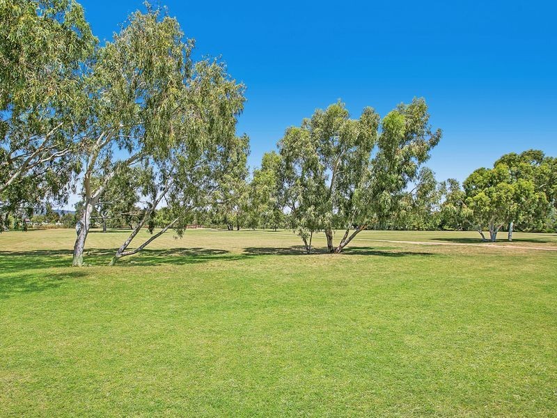 16 Milano Loop, Seville Grove WA 6112