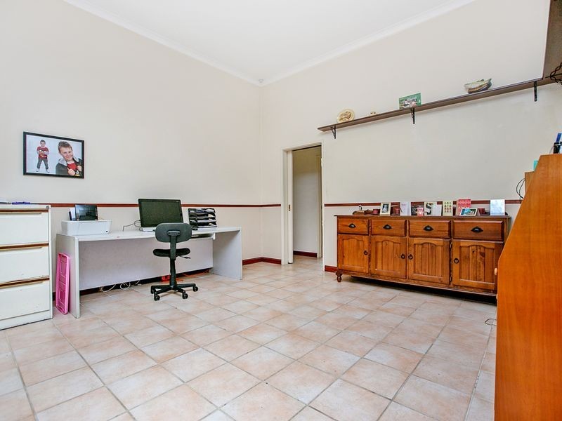 26 Carlhausen Close, Atwell WA 6164