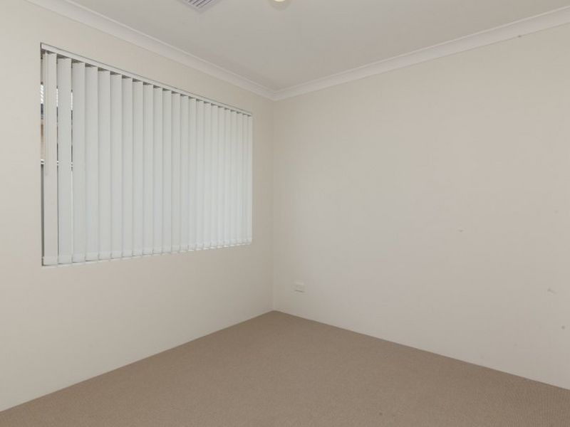 18 Daimpre Way, Byford WA 6122