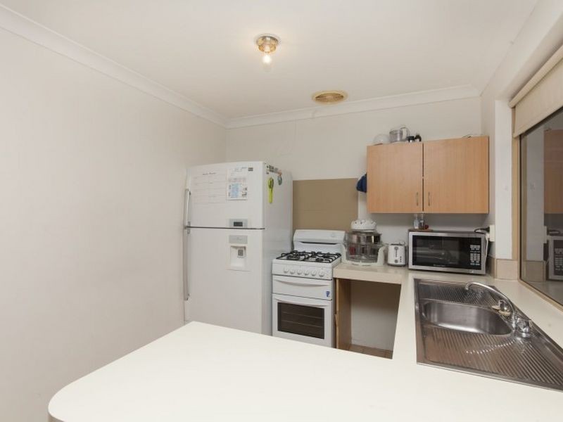 4b Mardi Court, Armadale WA 6112