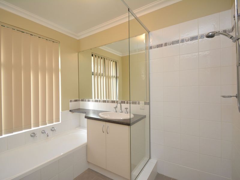 4 Yengo Mews, Aubin Grove WA 6164