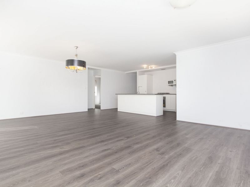 4 Lefroy Road, Mount Nasura WA 6112