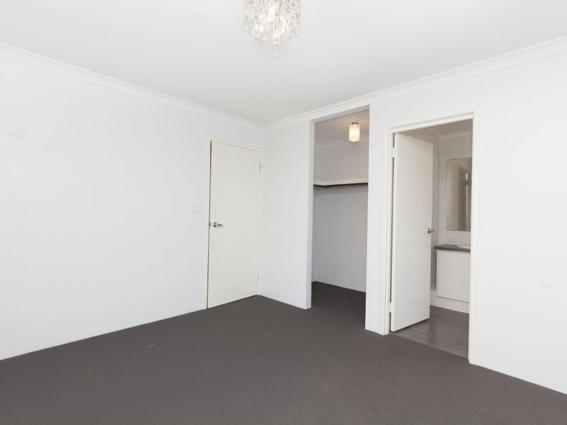 4 Lefroy Road, Mount Nasura WA 6112