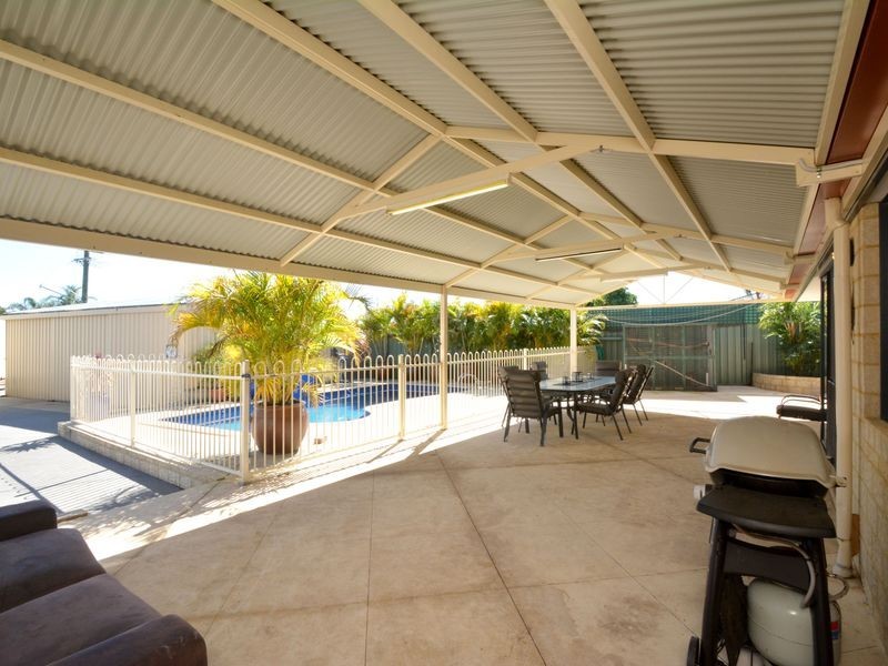 58 Feeney Gardens, High Wycombe WA 6057