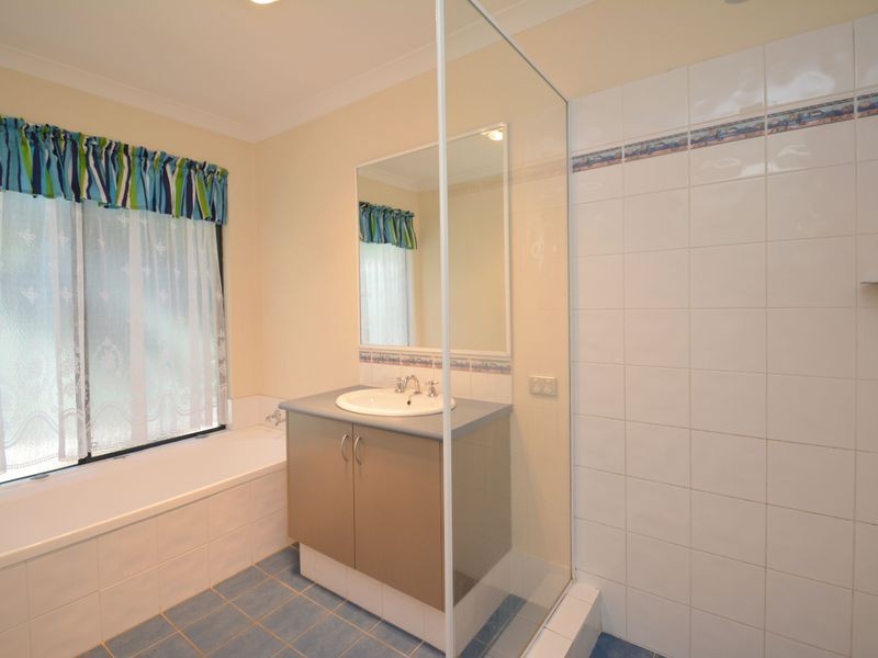 58 Feeney Gardens, High Wycombe WA 6057