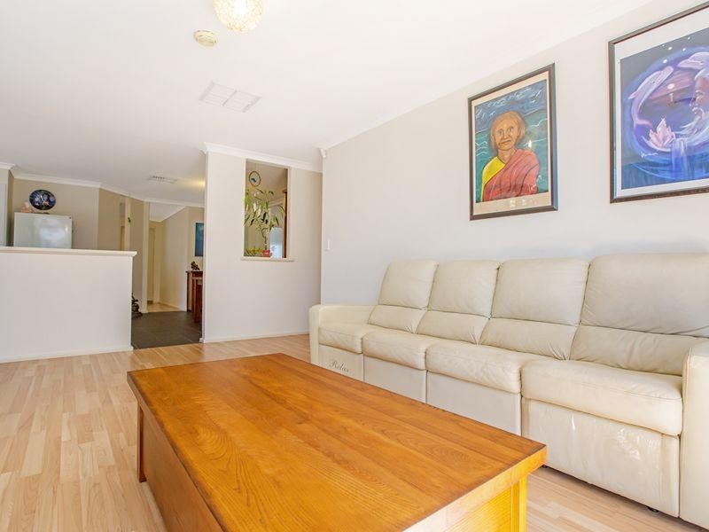 58 Chadwick Parade, Brookdale WA 6112