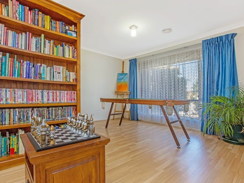 58 Chadwick Parade, Brookdale WA 6112