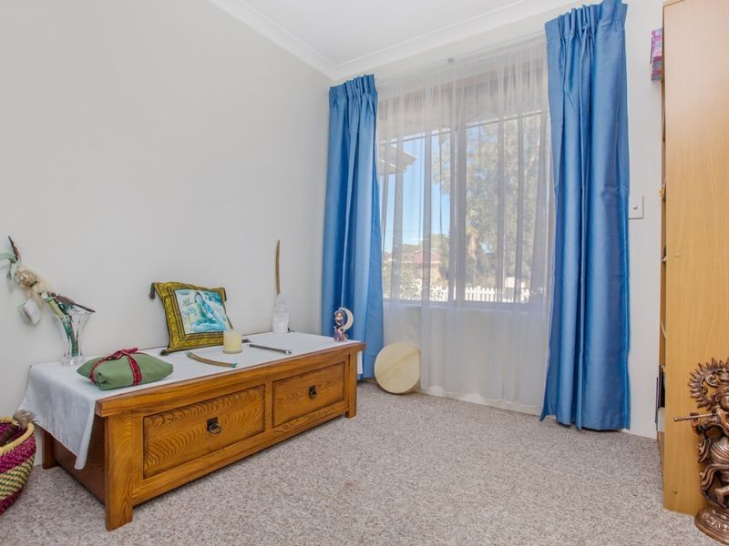 58 Chadwick Parade, Brookdale WA 6112