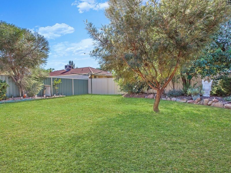 58 Chadwick Parade, Brookdale WA 6112