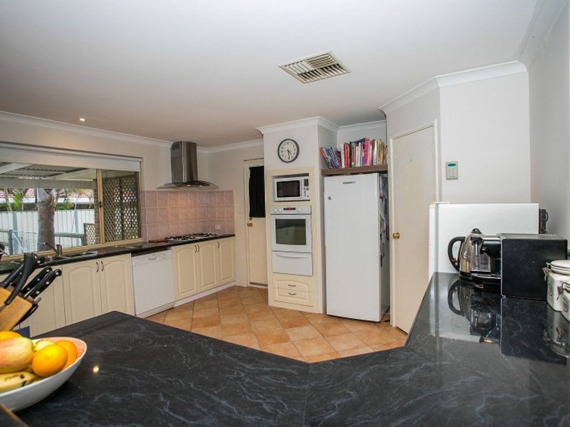 39 Alice Road, Byford WA 6122