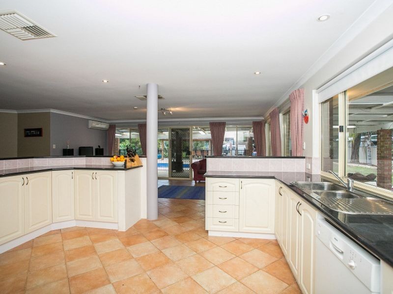 39 Alice Road, Byford WA 6122