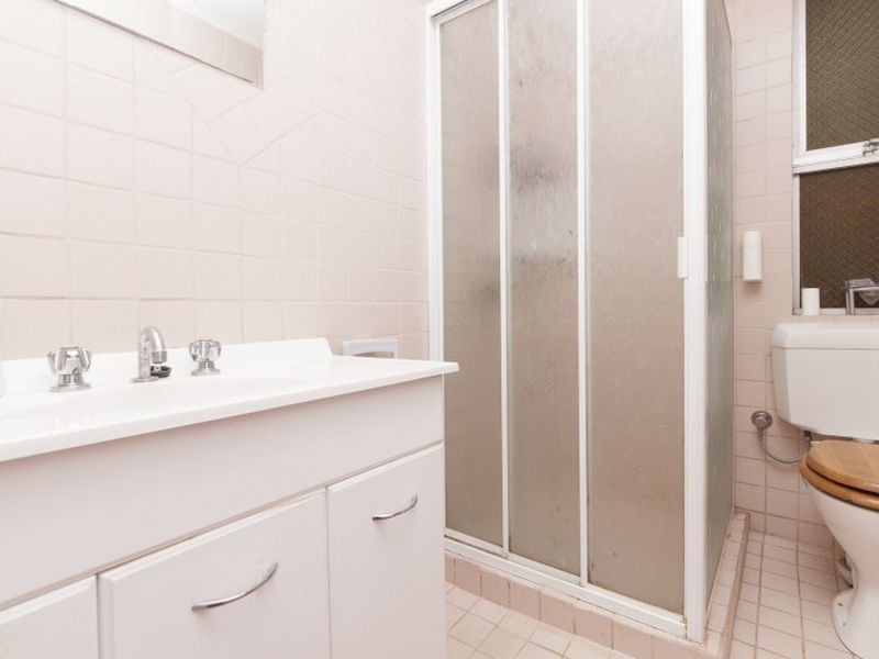 8 Netley Place, Armadale WA 6112