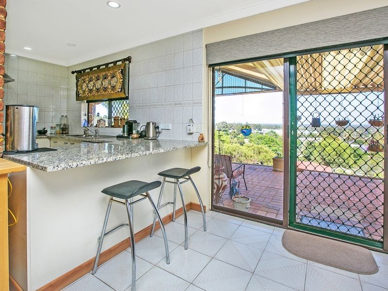 22 Derry Avenue, Mount Nasura WA 6112