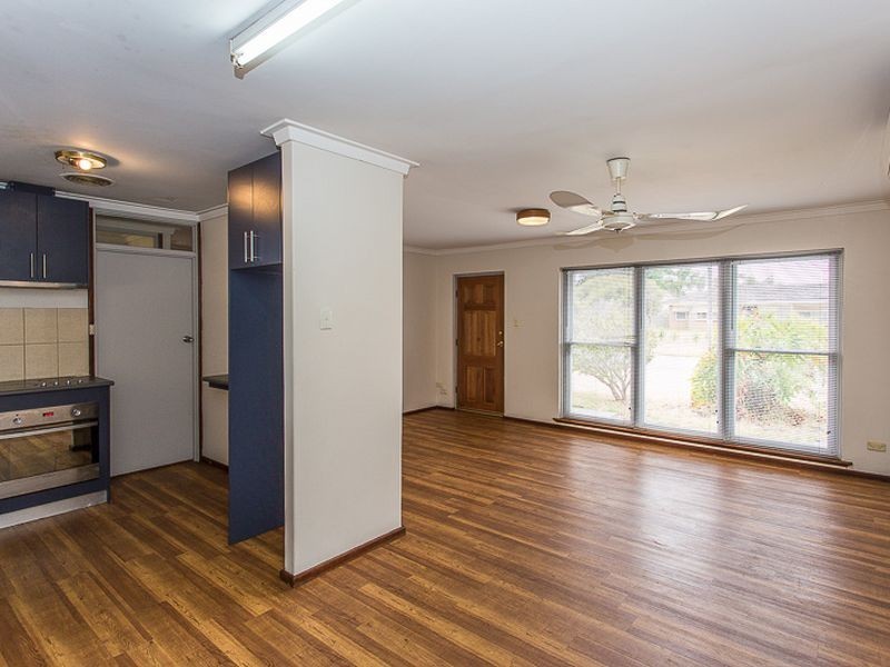 5 Kari Court, Camillo WA 6111