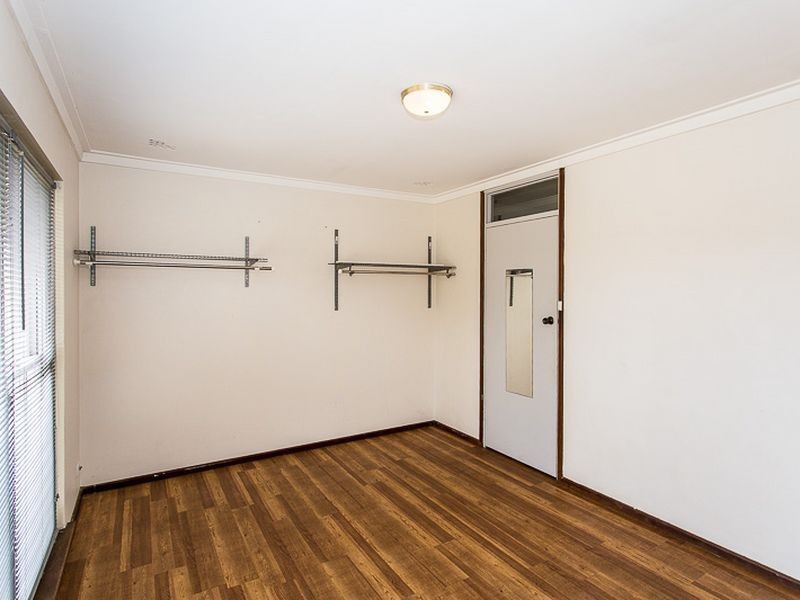 5 Kari Court, Camillo WA 6111