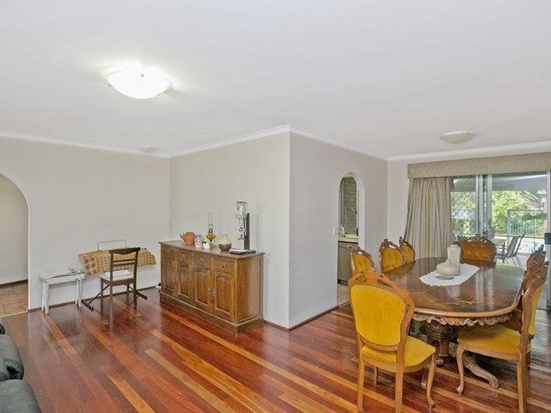 13 Delamere Way, Camillo WA 6111