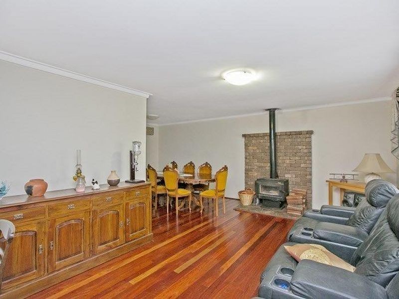 13 Delamere Way, Camillo WA 6111