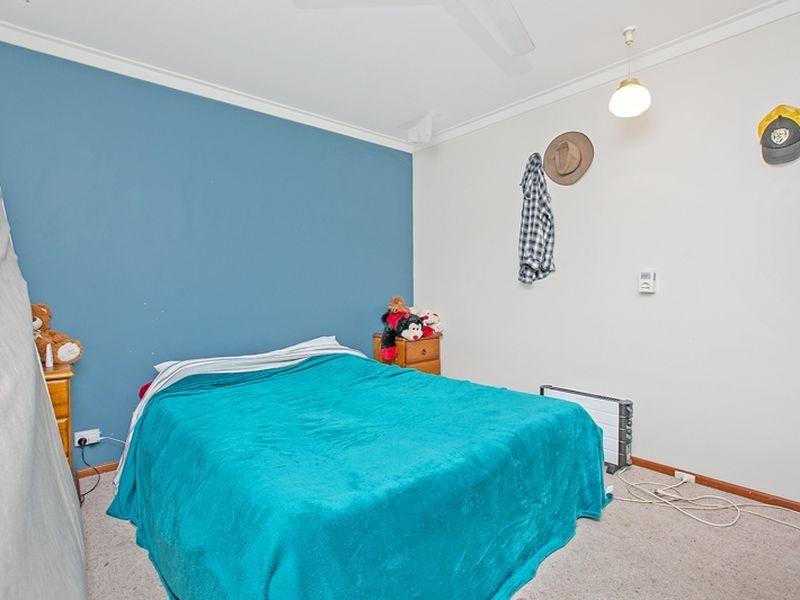26 Deerness Way, Armadale WA 6112