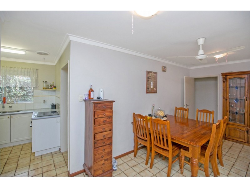 26 Deerness Way, Armadale WA 6112