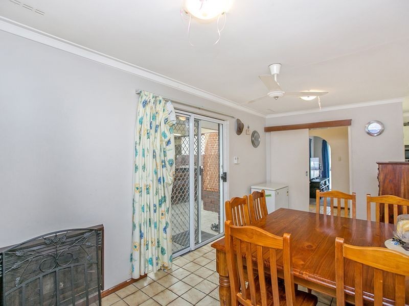 26 Deerness Way, Armadale WA 6112