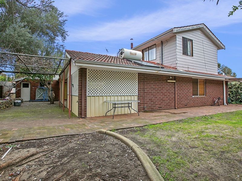26 Deerness Way, Armadale WA 6112