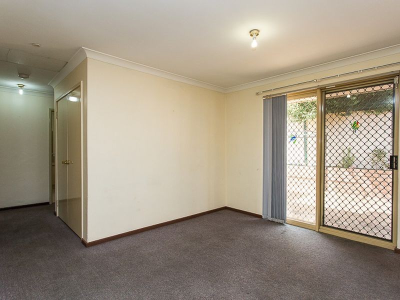 Unit 11/18 Lathwell Street, Armadale WA 6112