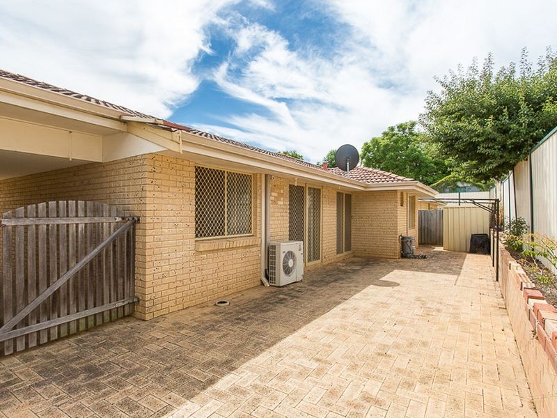 Unit 11/18 Lathwell Street, Armadale WA 6112
