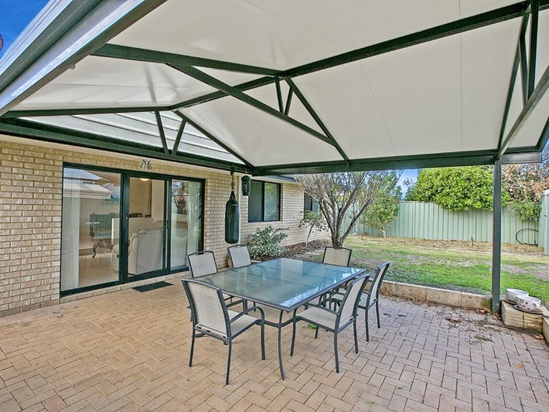105 Folland Parade, Atwell WA 6164