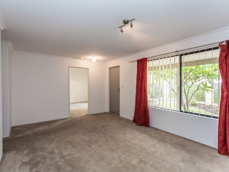10 Charvil Mews, Wellard WA 6170