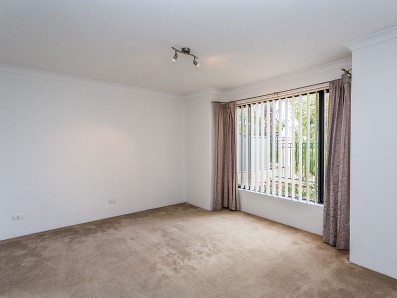 10 Charvil Mews, Wellard WA 6170