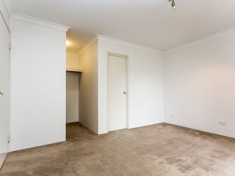 10 Charvil Mews, Wellard WA 6170