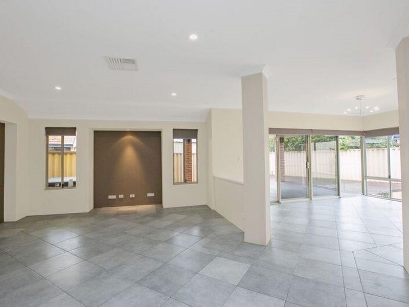 5 Concord Terrace, Atwell WA 6164