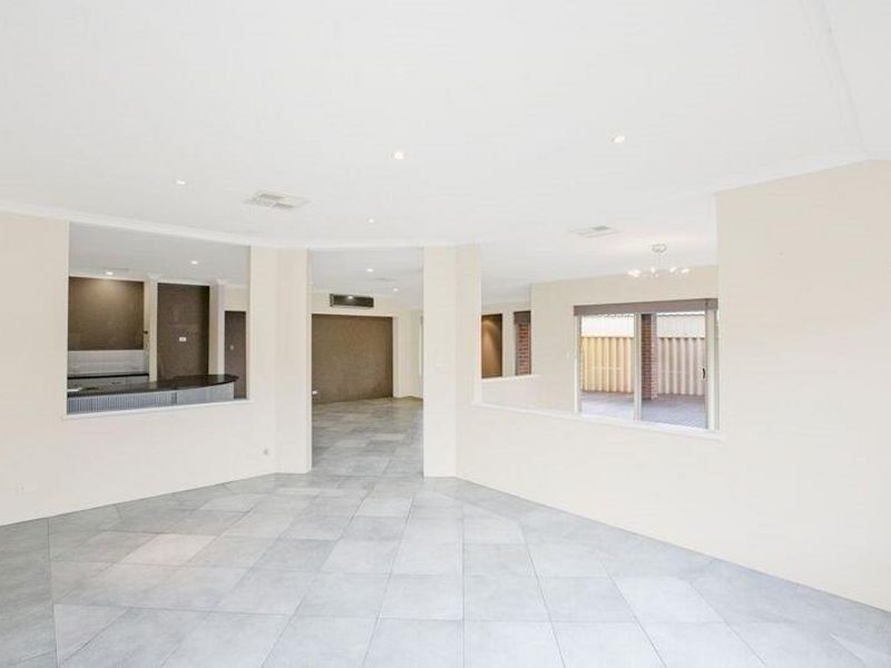 5 Concord Terrace, Atwell WA 6164