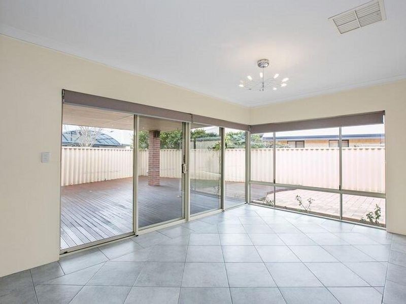 5 Concord Terrace, Atwell WA 6164