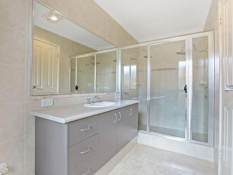 5 Concord Terrace, Atwell WA 6164
