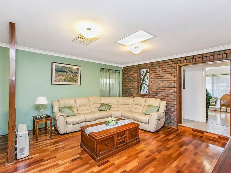 5 Whittington Street, Mount Nasura WA 6112