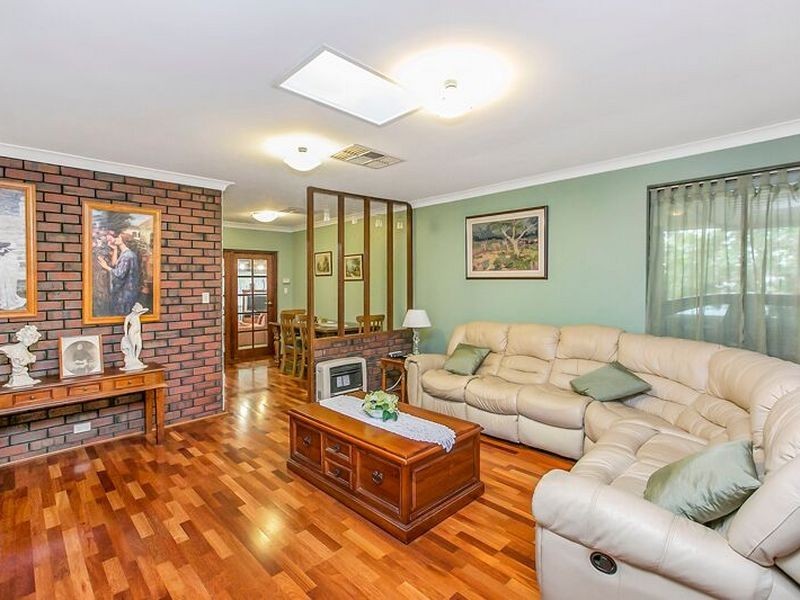 5 Whittington Street, Mount Nasura WA 6112