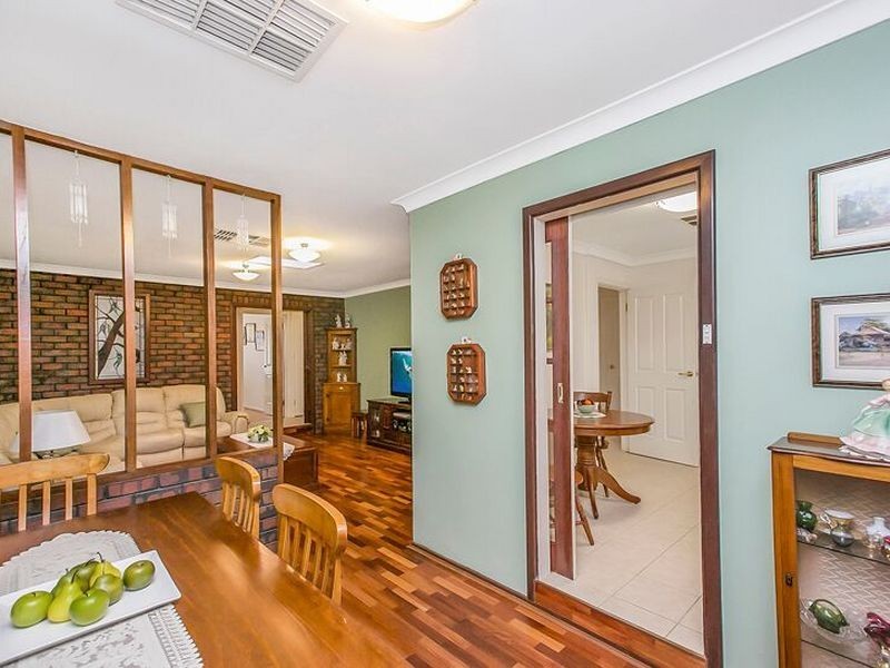 5 Whittington Street, Mount Nasura WA 6112