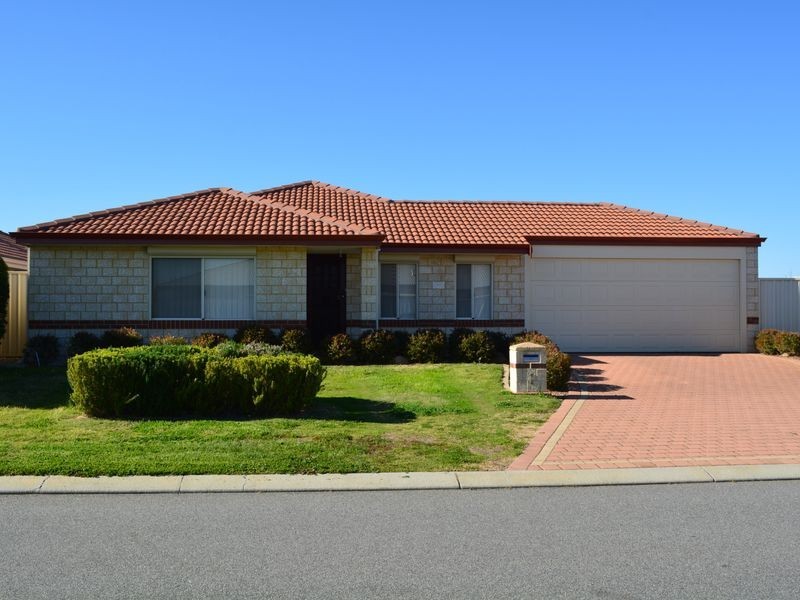 1 Glasgow Way, Seville Grove WA 6112