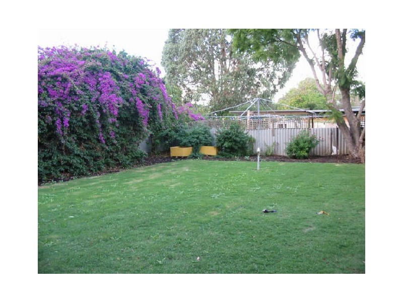 17 Winchester Road, Armadale WA 6112