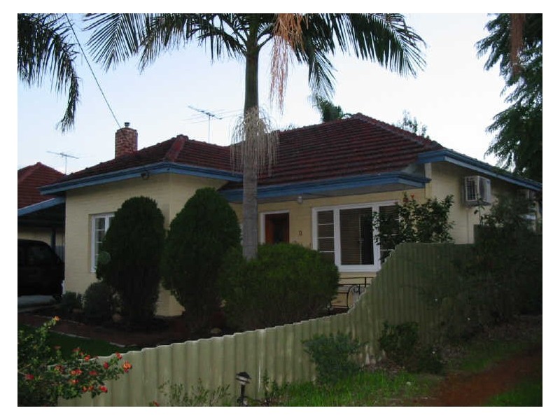11 Northlake Road, Alfred Cove WA 6154