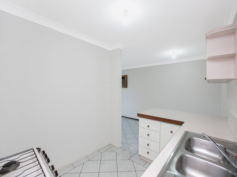6 Redross Court, Armadale WA 6112