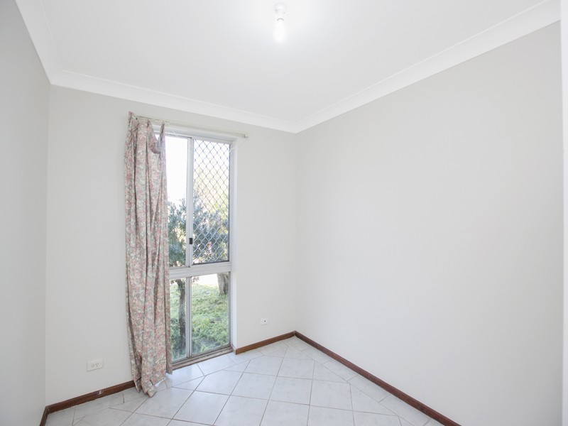 6 Redross Court, Armadale WA 6112