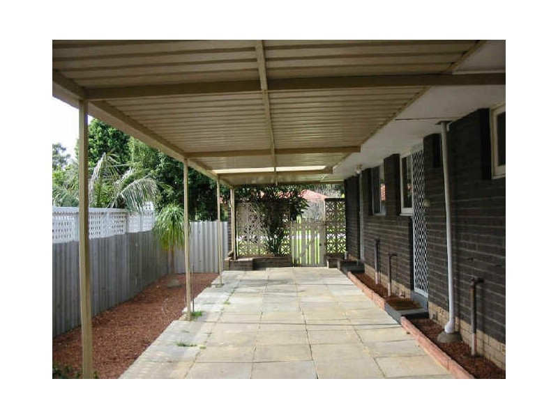 27 Gladstone Road, Armadale WA 6112