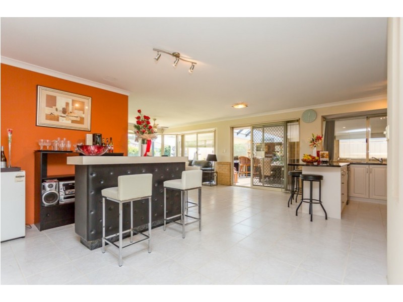 58 Molloy Circuit, Atwell WA 6164