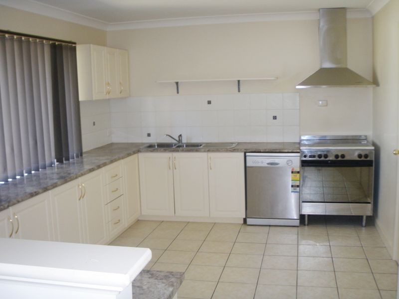 157 Third Avenue, Kelmscott WA 6111
