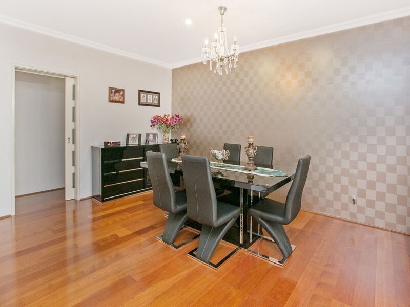 20 Beukers Way, Piara Waters WA 6112