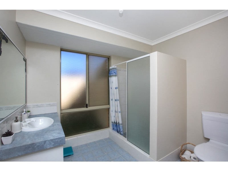 14 Ardmair Close, Seville Grove WA 6112