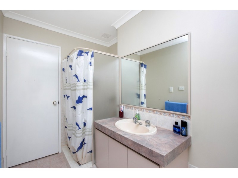 14 Ardmair Close, Seville Grove WA 6112