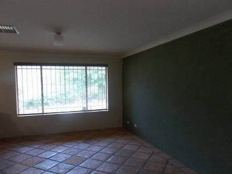 9 Hefron Glade, Wungong WA 6112